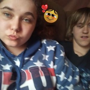 Meet your Posher, Johni